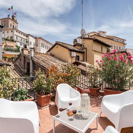 The Best Rent - Two-Bedroom Apartment With Terrace Near Trevi Fountain Roma Eksteriør bilde