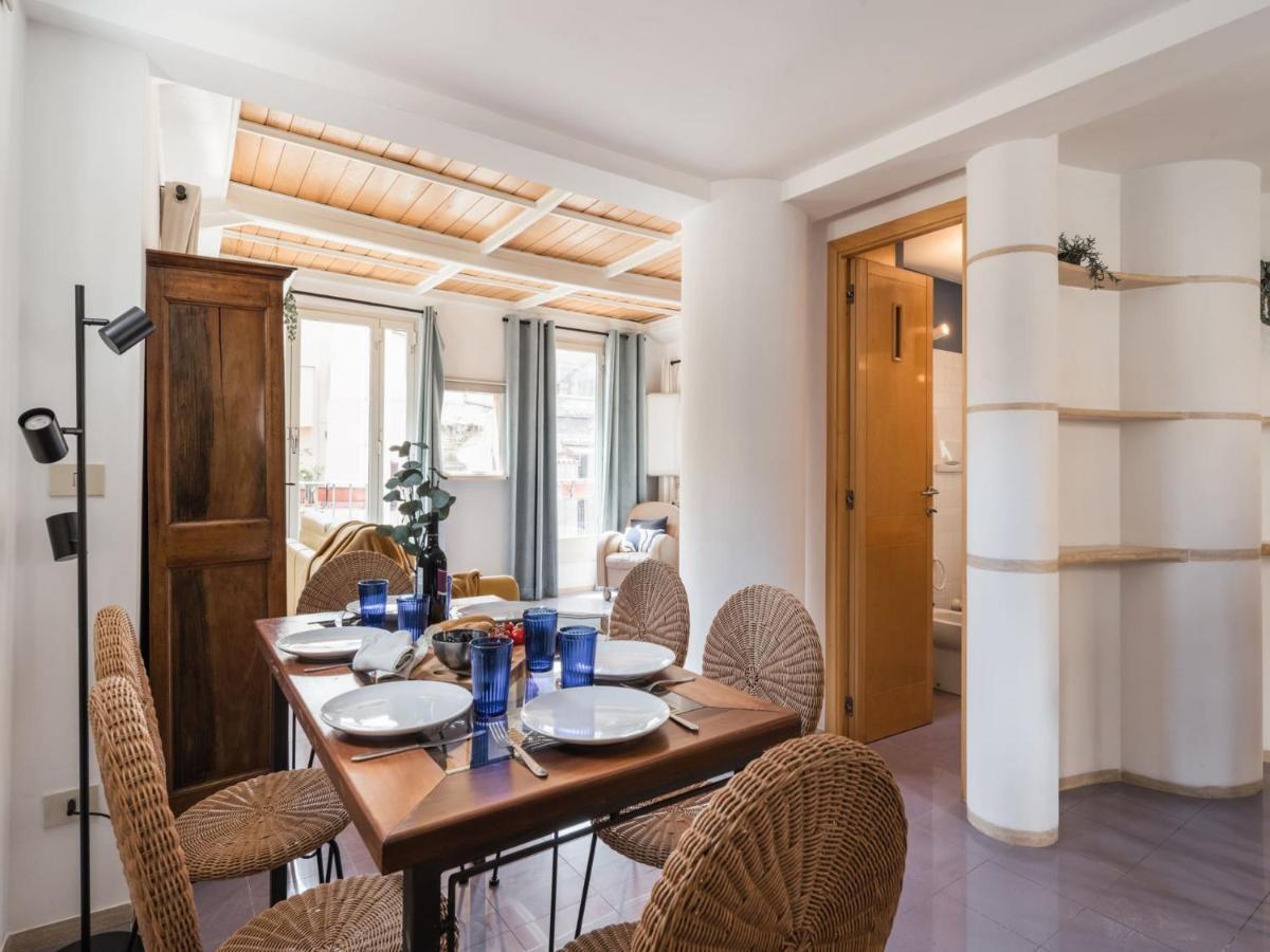 The Best Rent - Two-Bedroom Apartment With Terrace Near Trevi Fountain Roma Eksteriør bilde