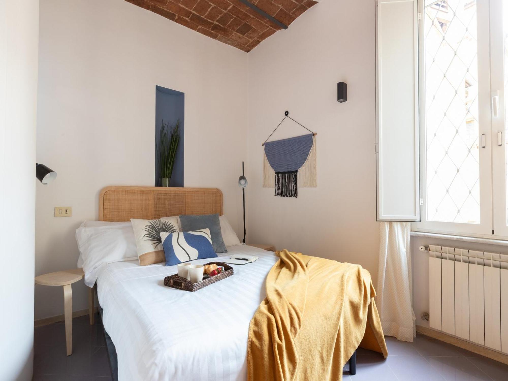 The Best Rent - Two-Bedroom Apartment With Terrace Near Trevi Fountain Roma Eksteriør bilde